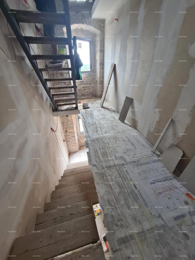 Haus Zu verkaufen: Haus mit Weinkeller in der Renovierungsphase, Krnica!