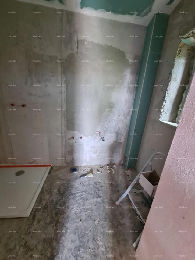 Haus Zu verkaufen: Haus mit Weinkeller in der Renovierungsphase, Krnica!