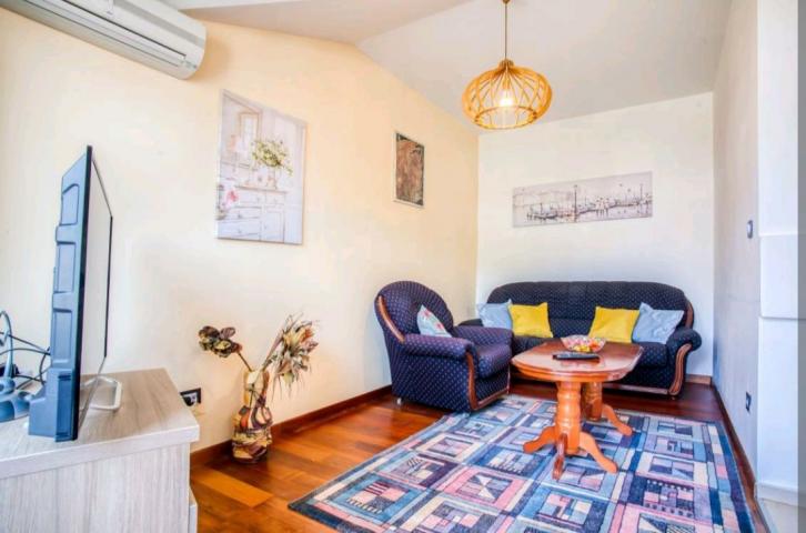 Prodaja jednosobnog stana 52m2 u centru Budve