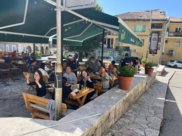 Prodaja poslovnog prostora 100 m² sa dvorištem – Centar Risna