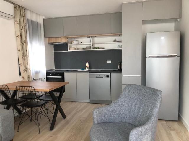 Prodaja jednosobnog stana 70.82 m² (45.82 m² stambenog prostora + terasa 25m²)  u novom kompleksu sa