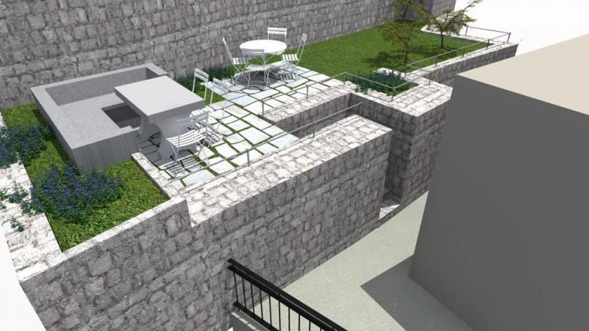 Prodaja dvosobnog stana 50 m² + vrt 30 m² – Stari Grad, Kotor