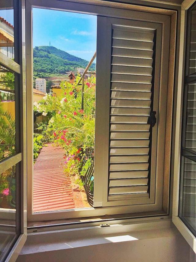 Prodaja jednosobnog stana 48 m² u Starom gradu Budve