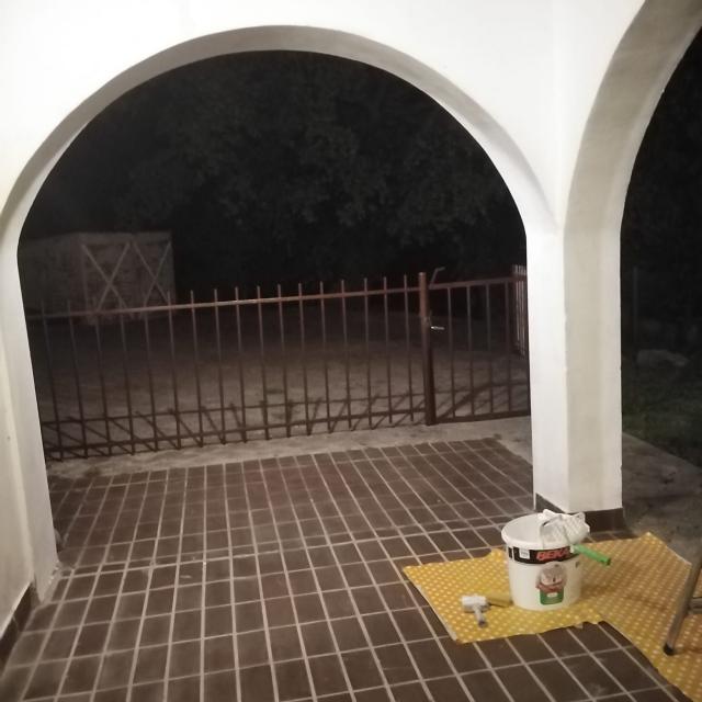Kuca za renoviranje sa prelepim pogledom na more, Petrovac, Budva. 
