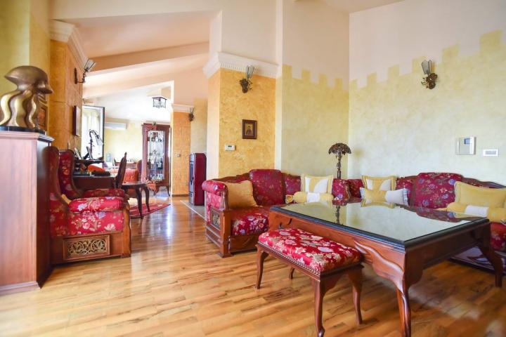Trosoban penthouse 179m2 sa pogledom na more. (Mogućnost plaćanja u Rusiji, kriptovalutama i rubljam