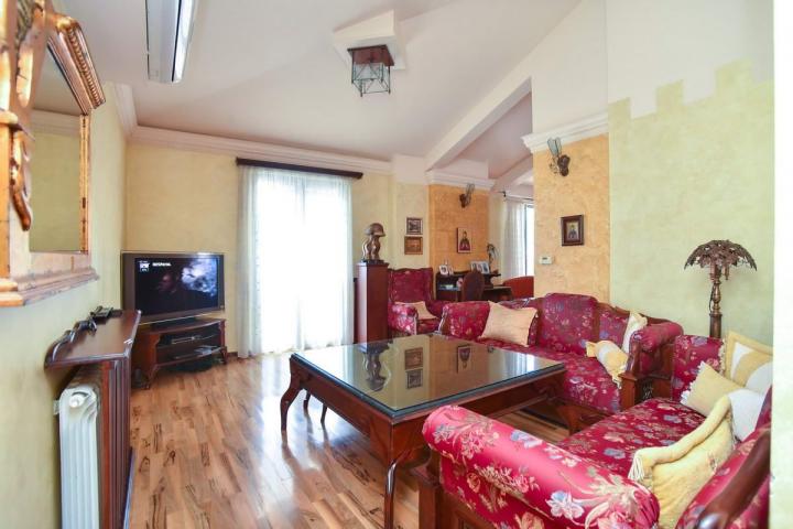 Trosoban penthouse 179m2 sa pogledom na more. (Mogućnost plaćanja u Rusiji, kriptovalutama i rubljam