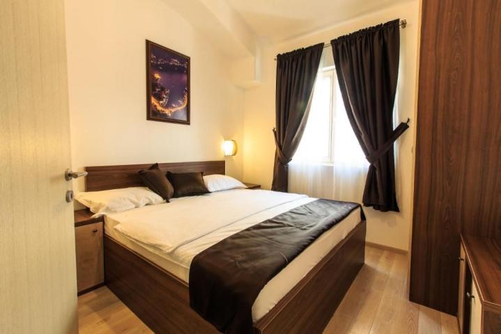 Na prodaju luksuzna vila 175m2 + dodatni apartman 50m2 sa bazenom i panoramskim pogledom na more, Re