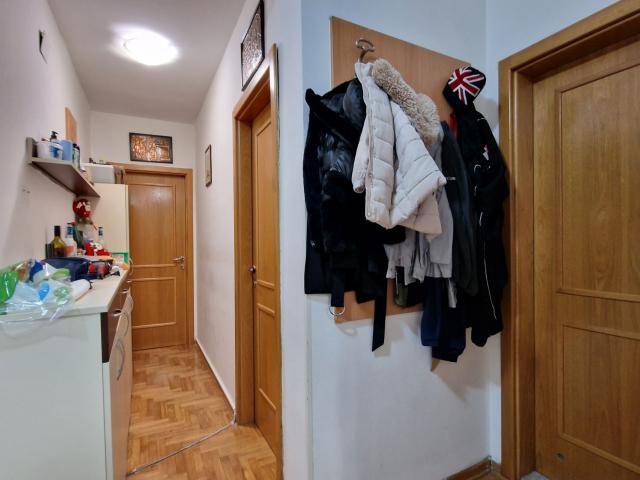 Na prodaju namešten dvosoban stan 76 m²  – Rozino, Budva