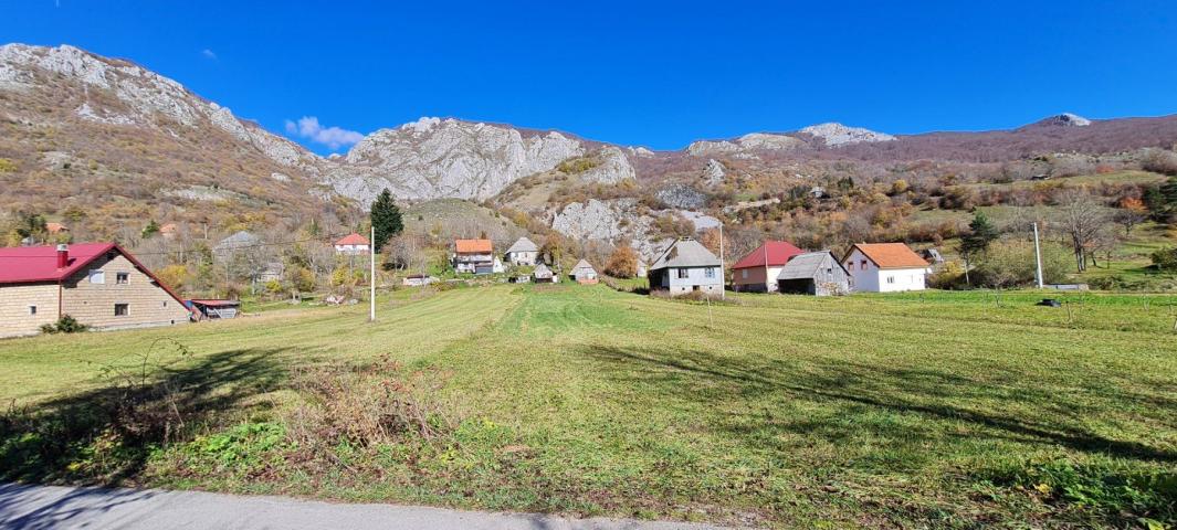 Prodaja zemljišta 27.492 m² sa UTU uslovima – Lipovo, Kolašin