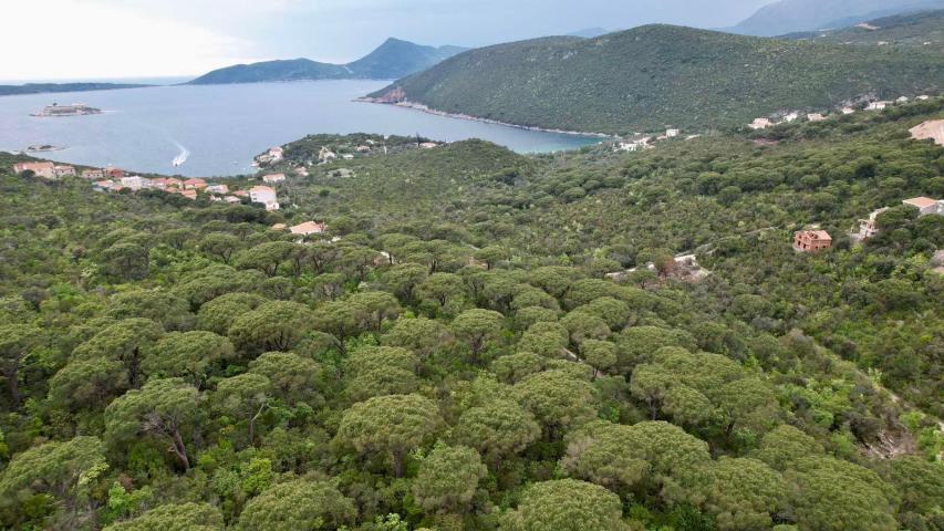 Plac 1,046m2 sa panoramskim pogledom na more u naselju Mirište (Žanjice), Opstina Herceg Novi