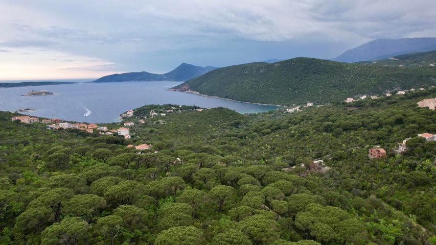 Plac 1,046m2 sa panoramskim pogledom na more u naselju Mirište (Žanjice), Opstina Herceg Novi
