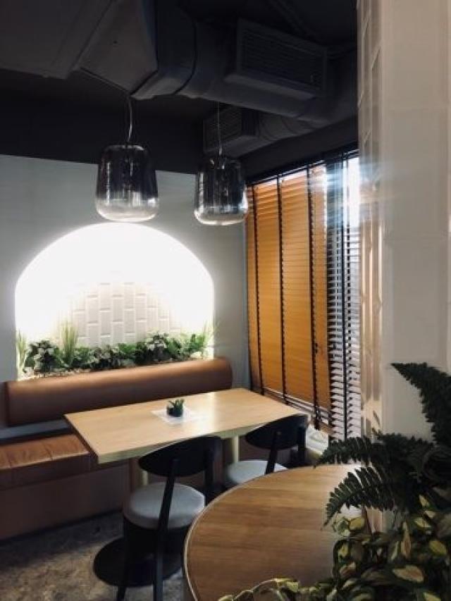Na prodaju kompletno opremljena kafe-picerija u radu u novoizgradjenom kompleksu The Old Bakery, Bud