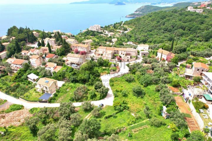 Prodaja urbanizovanog placa 1127m2 - Rijeka Reževića (Budvanska rivijera)