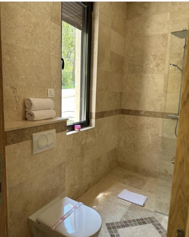 Jednosoban stan 55m2 sa pogledom na more, Reževići