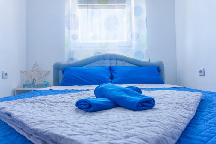 Trospratna kuca apartmanskog tipa, Lastva Grbaljska-Budva