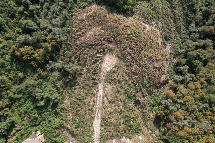 Prodaja neurbanizovanog zemljista 7.248 m² sa pogledom na more – Bečići