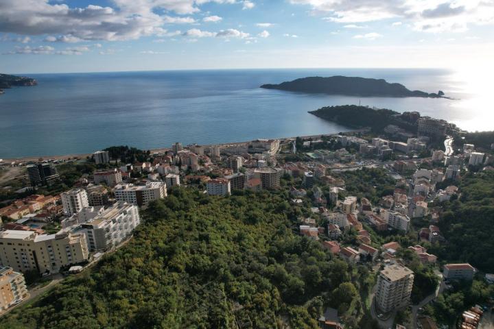 Prodaja neurbanizovanog zemljista 7.248 m² sa pogledom na more – Bečići