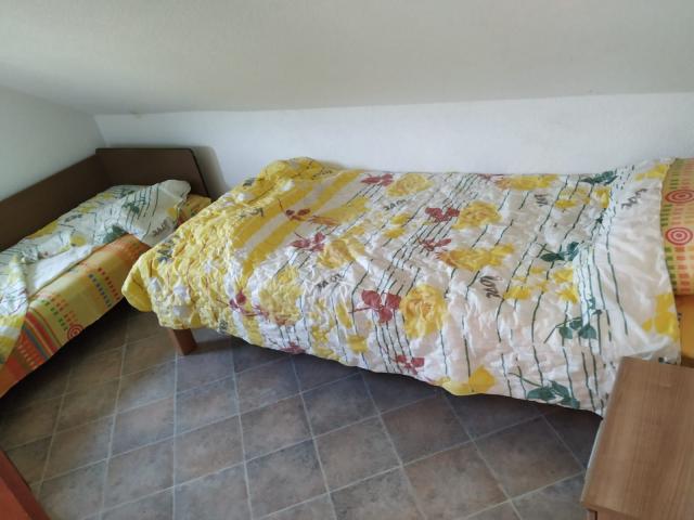 Kuca na 100 metara od mora, Djurasevici-Tivat