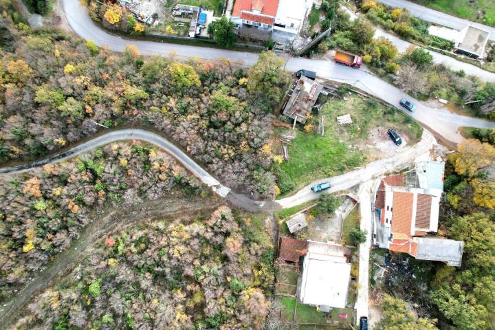 Gradjevinski plac 2,951m2 sa idejnim resenjem u Markovićima