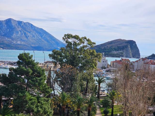Budva, Royal Gardens – Jednosoban Stan sa Pogledom na More, Prva Linija (NA DUZI PERIOD)