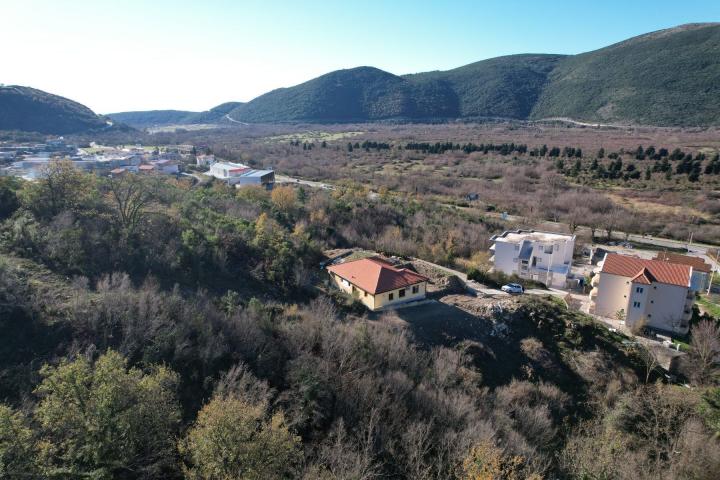 Na prodaju plac 1.250 m² u Prijevoru – Opština Budva