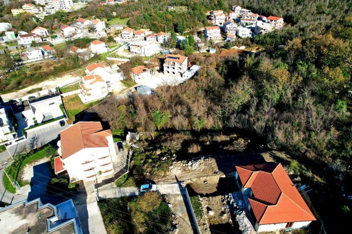 Na prodaju plac 1.250 m² u Prijevoru – Opština Budva