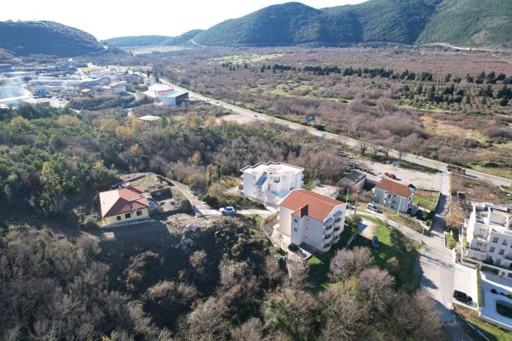Na prodaju plac 1.250 m² u Prijevoru – Opština Budva