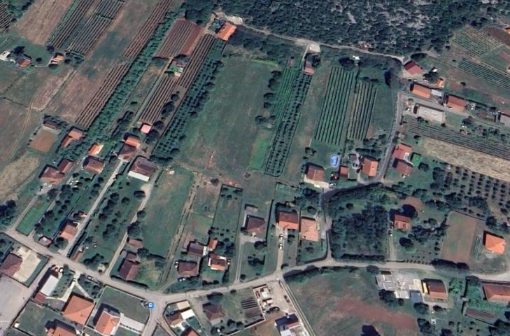 Prodaja Građevinsko-poljoprivrednog Zemljišta 4104m2 u Berima, Podgorica