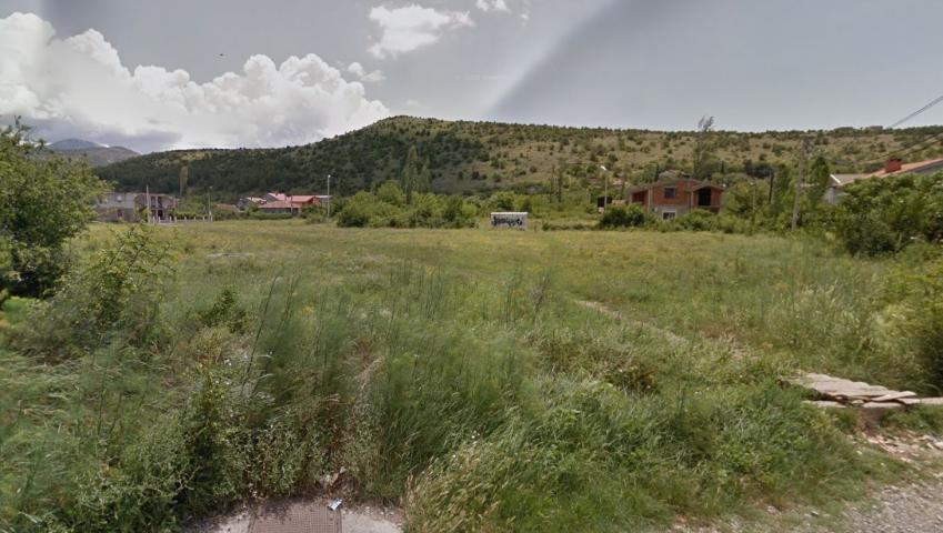 Urbanizovan plac od 1600 m2 Doljani, Podgorica