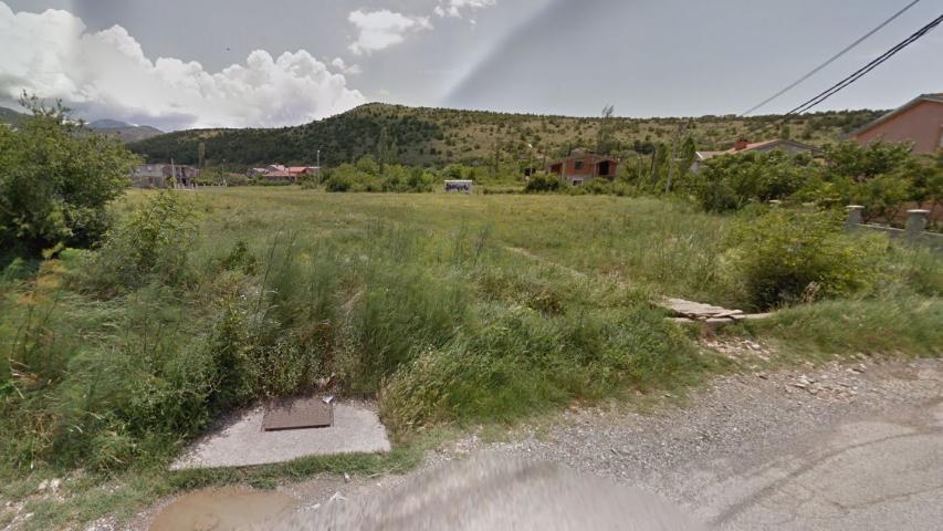 Urbanizovan plac od 1600 m2 Doljani, Podgorica