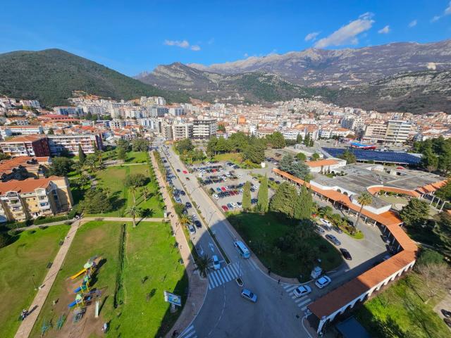 Jednosoban stan 63m2 u kompleksu Tre Canne u Budvi (Bez plaćanja poreza na prenos od 3%)