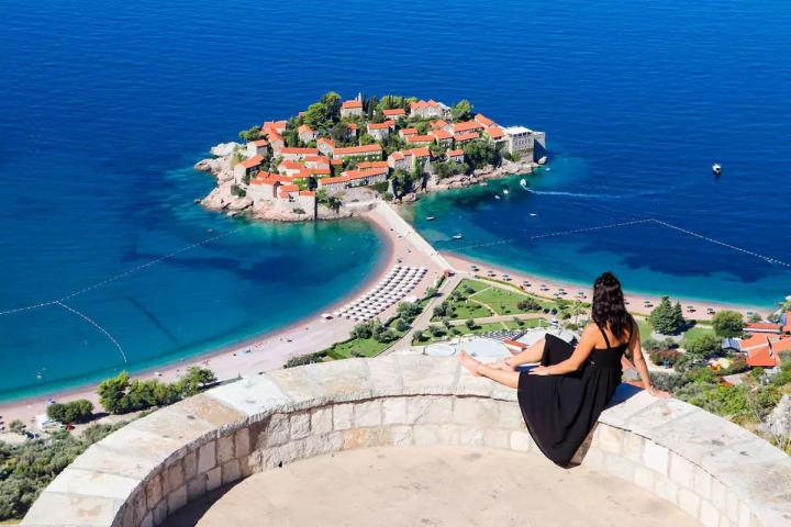 Prodaja Građevinskog Zemljišta u Budvi, Crvena Glavica-Prva Linija Do Mora