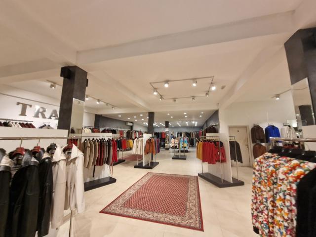 JAZ, BUDVA-Poslovni prostor 800m2