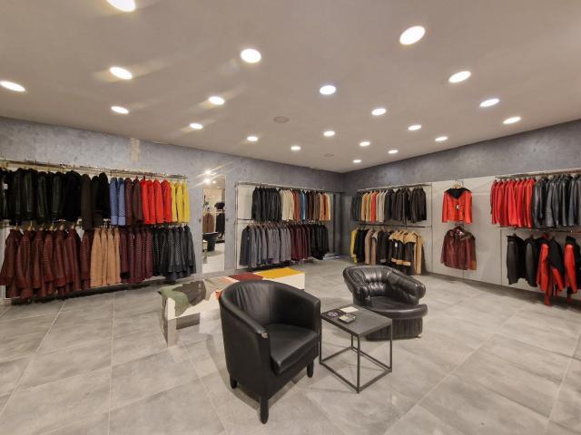 JAZ, BUDVA-Poslovni prostor 800m2