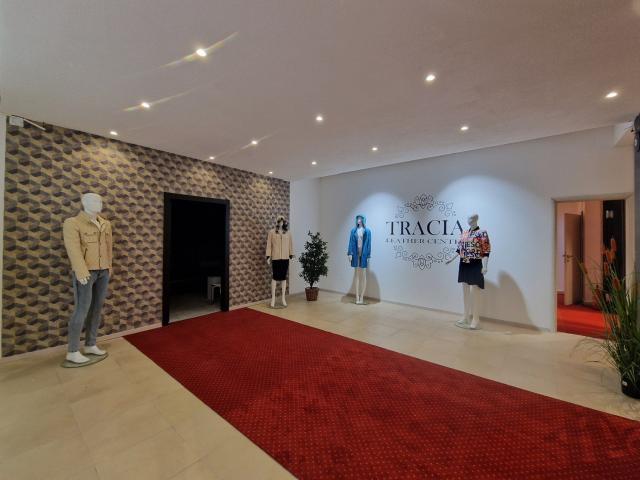JAZ, BUDVA-Poslovni prostor 800m2