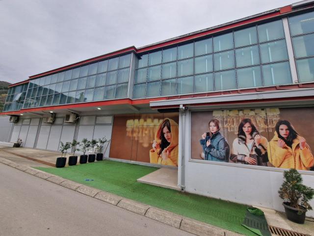 JAZ, BUDVA-Poslovni prostor 800m2