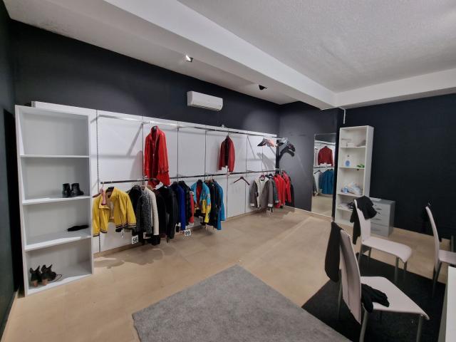 JAZ, BUDVA-Poslovni prostor 800m2