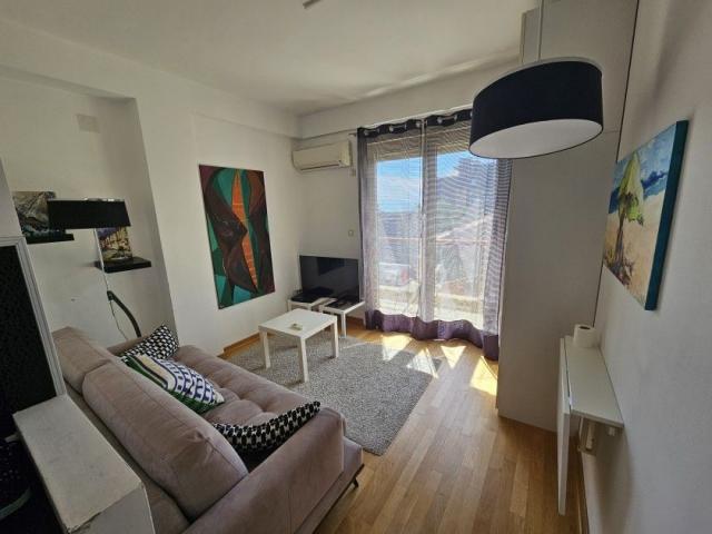 Prodaja – Budva, Gospoština, luksuzan dvosoban apartman 75 m² sa pogledom na more