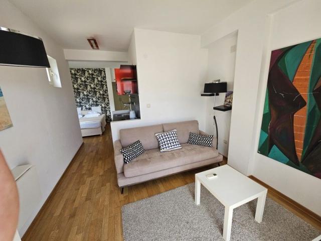 Prodaja – Budva, Gospoština, luksuzan dvosoban apartman 75 m² sa pogledom na more