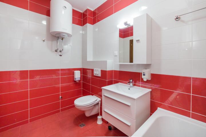 Nov dvosoban stan površine 89m2, Bečići. 