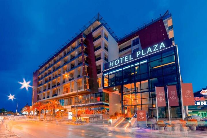 Poslovni prostor (37m2) u kompleksu TQ Plaza u centru Budve