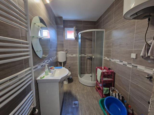 Podgorica, Zagorič-Sprat kuce 107m2