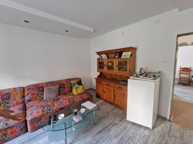 Podgorica, Zagorič-Sprat kuce 107m2