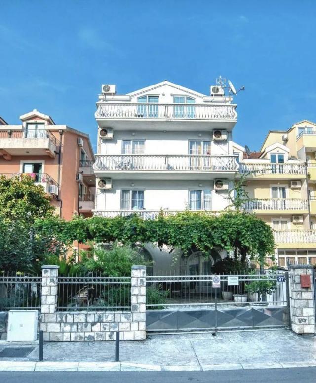 Budva, Babilonija-Mini Hotel 487 m2