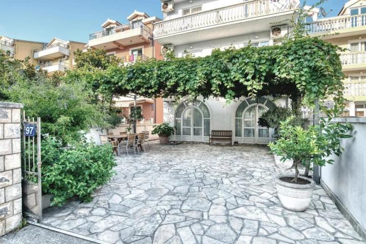 Budva, Babilonija-Mini Hotel 487 m2