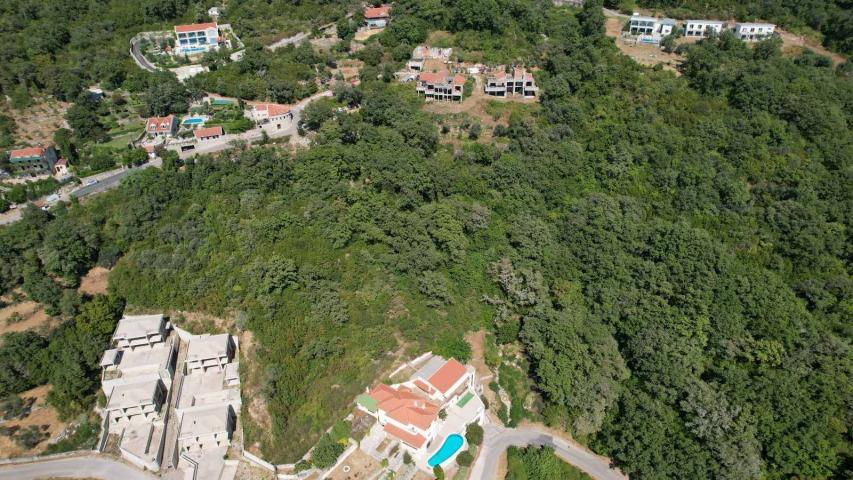 Kuljače, Budvanska Rivijera – Plac sa Panoramskim Pogledom na More 7727 m² za Izgradnju Luksuznih Vi