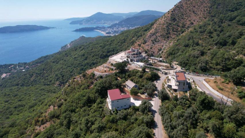 Kuljače, Budvanska Rivijera – Plac sa Panoramskim Pogledom na More 7727 m² za Izgradnju Luksuznih Vi