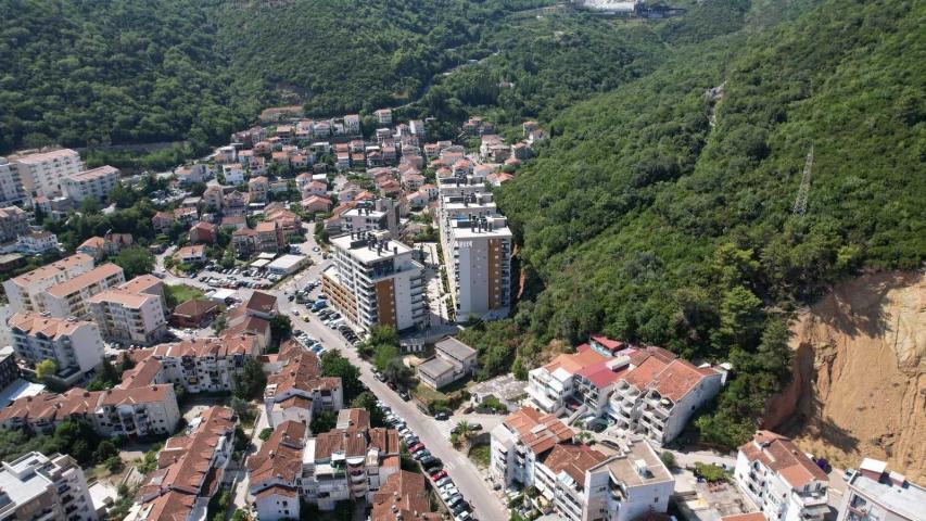 Ekskluzivni Urbanizovani Plac od 2685m² sa Panoramskim Pogledom na More u Budvi - Izvanredna Investi