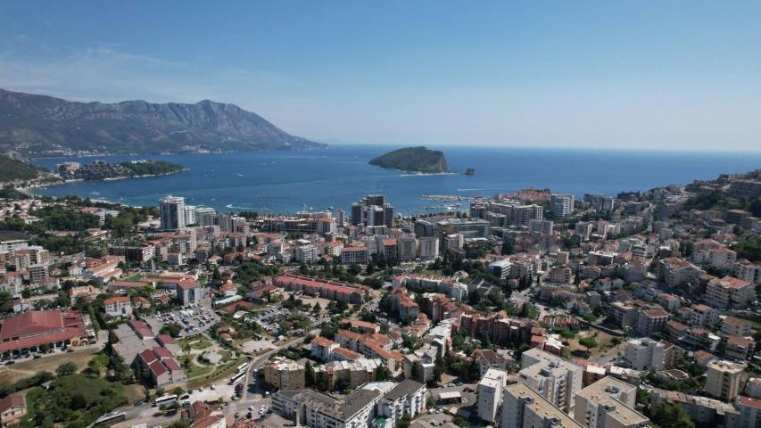 Ekskluzivni Urbanizovani Plac od 2685m² sa Panoramskim Pogledom na More u Budvi - Izvanredna Investi
