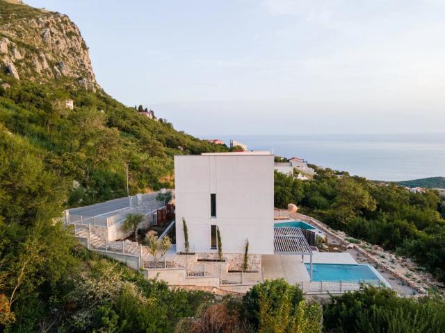 Luksuzne Eko Vile na Prodaju u Tudorovićima, Budva